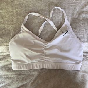 white gymshark sports bra
